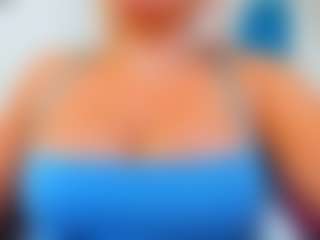 Live cam show with ninadee - Blonde Hair Curvy on Dare Cams