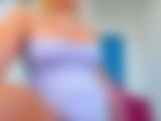 Live cam show with ninadee - Ride on Camsoda