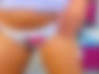 Live cam show with ninadee - Smoking on crypto-cams
