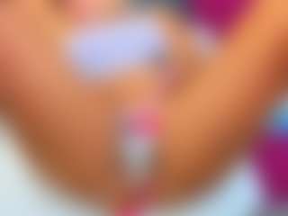 Live cam show with ninadee - Smoking on Dolls Live