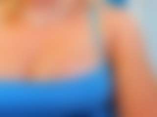Live cam show with ninadee - Hairy on 1on1-livenow