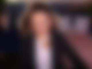 dafnimon MILF webcam performer live streaming