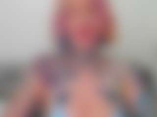 Live cam show with Vampi DD - Kinky on nudelive.tv