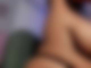 ArianaContee's Live Sex Cam Show