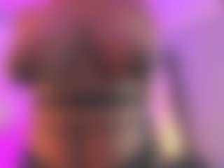 Show live cam dengan ArianaContee - Lover di Camsoda