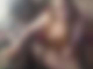 Live cam show with ireallysquirt - Moaning on Uber Horny