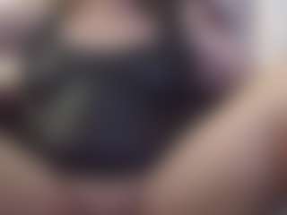 Live cam show with ireallysquirt - Senior on CamwithHer