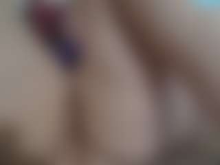 Live cam show with ireallysquirt - Thick on Porn Luv