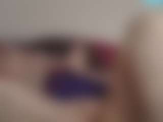 ireallysquirt's Live Sex Cam Show