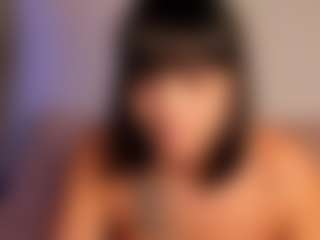 Live cam show with Amelie - Big Tits Brown Hair on Sweet Sext