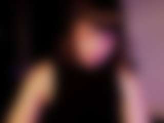 Live cam show with Amelie - Lush on Dolls Live