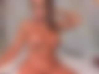 Live cam show with Mia wilddoll - Fit on CamwithHer