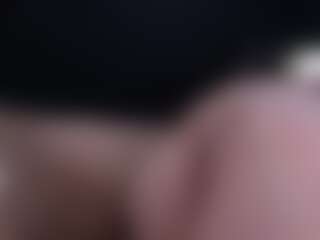 DebraMilf's Live Sex Cam Show