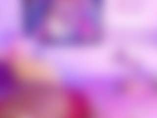 Live cam show with Ginna - MILF on CamwithHer