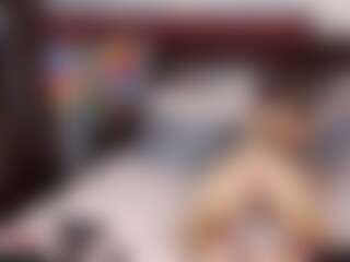 Live cam show with Real_zoey_marie - Freak on Camsoda