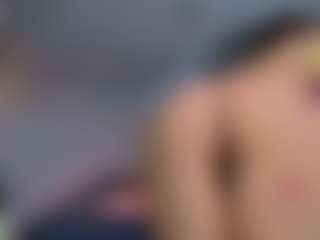 Live cam show with Lara - Latex on hrnylive.com