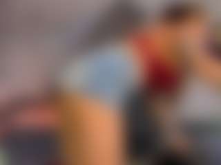 Live cam show with Lara - Smoke on TeamSkeetLive