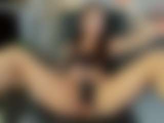 Live cam show with Lara - Sph on makecum.org