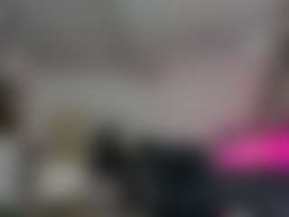 Live cam show with Lara - Gorgeous on Dare Cams