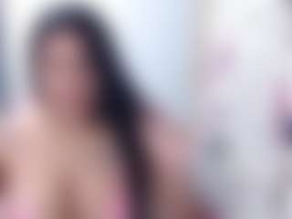 aliceluna's Live Sex Cam Show