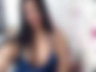 aliceluna's Live Sex Cam Show