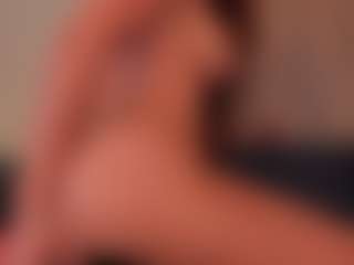 Live cam show with giannawatson - Brown Hair on Cam Slut