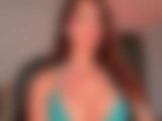 Live cam show with giannawatson - Tittyfuck on LiveSexCams6
