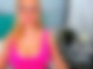Live cam show with EliseFast - Latex on CamwithHer