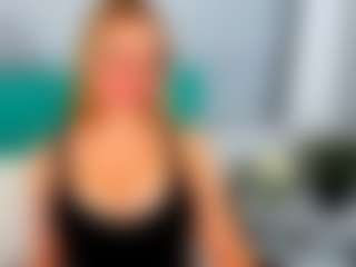 Live cam show with EliseFast - Blue Eyes on CamwithHer