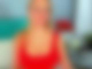 Live cam show with EliseFast - Latex on Camsoda