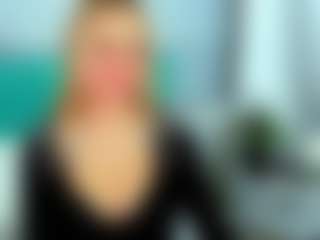 Live cam show with EliseFast - Sph on Camsoda