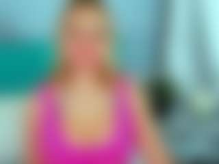 Live cam show with EliseFast - Sph on intimatelivegirls.com