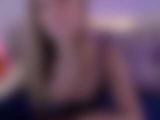 Live cam show with MelissaDeLight - Nora on Camsoda