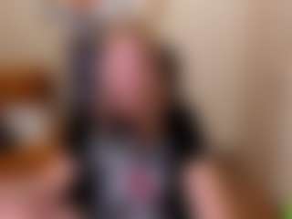Live cam show with ghostly-temptation - Petite on Cam Slut