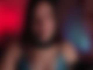 Auroraaa's Live Sex Cam Show