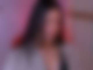 Auroraaa's Live Sex Cam Show