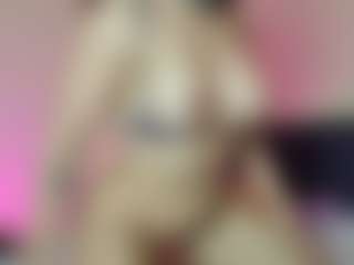 Dani-Moore's Live Sex Cam Show