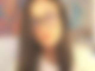 Petitelumiere's Live Sex Cam Show