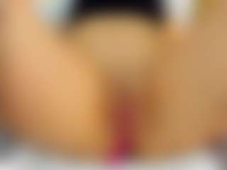 Live cam show with Indi-catalina - Garter on Uber Horny