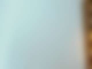 Live cam show with Indi-catalina - Garter on Gym Cam Girls
