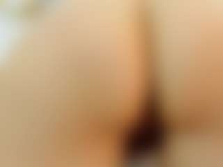 Live cam show with Indi-catalina - Solo on Camsoda