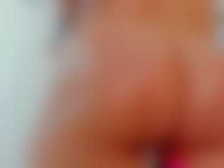 Live cam show with Indi-catalina - Public Curvy on Camsoda