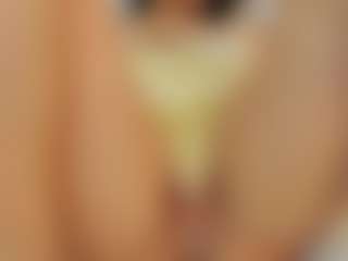 Live cam show with Indi-catalina - Garter on Camsoda