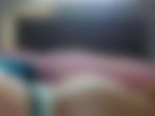 Hotpinkcheeto's Live Sex Cam Show
