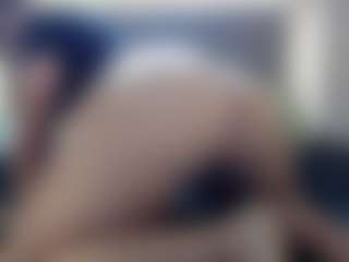 Hotpinkcheeto's Live Sex Cam Show