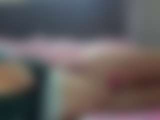 Hotpinkcheeto's Live Sex Cam Show