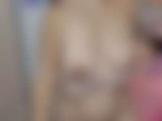 Hotpinkcheeto's Live Sex Cam Show