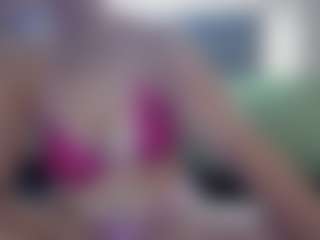 Hotpinkcheeto's Live Sex Cam Show