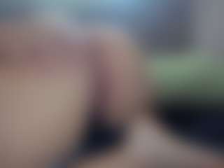 Hotpinkcheeto's Live Sex Cam Show