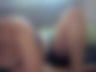 Hotpinkcheeto's Live Sex Cam Show